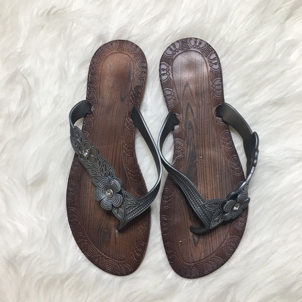Dressbarn Textured Sandals